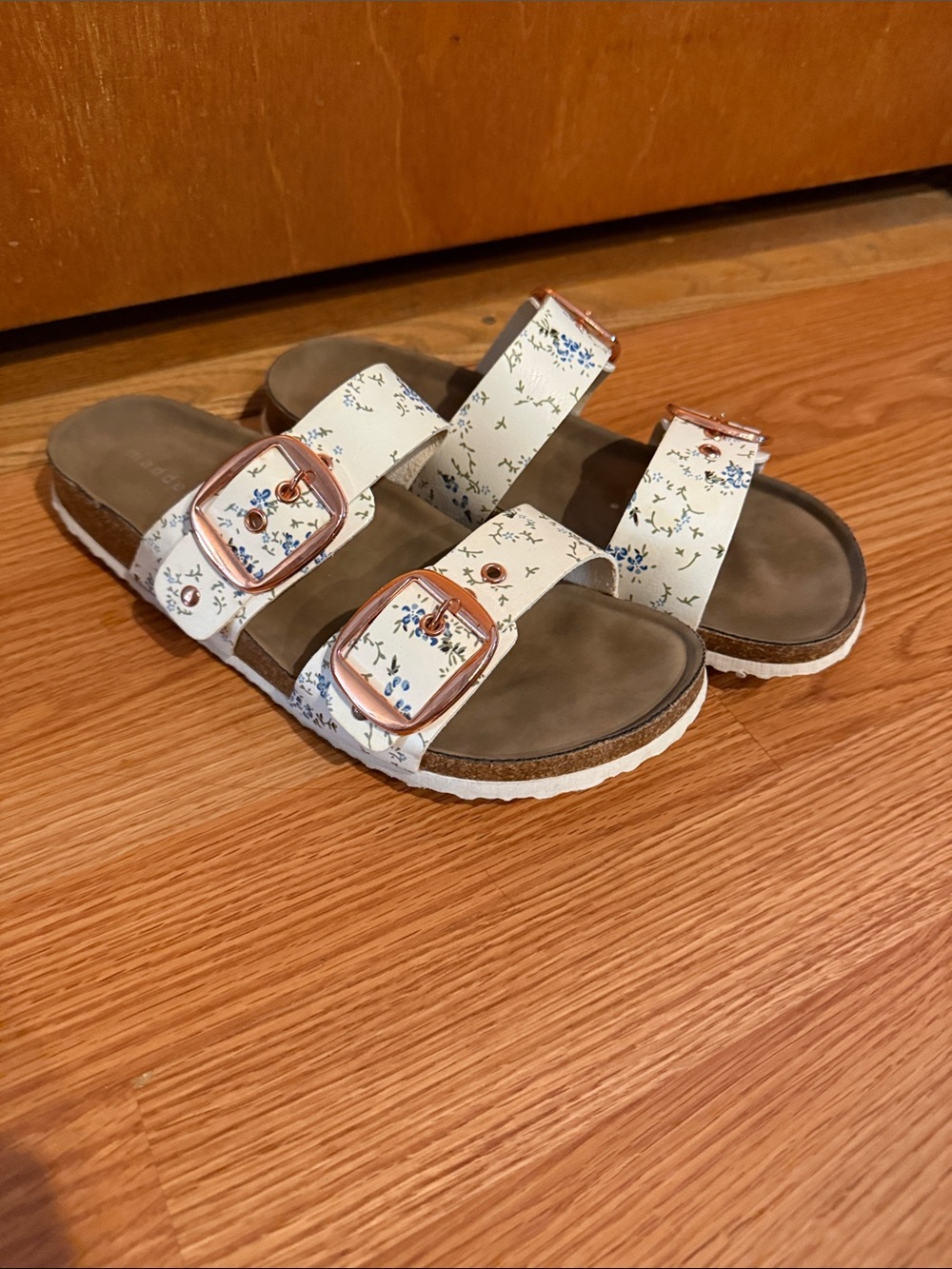 Women's White Floral Double-Buckle Sandals